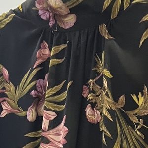 Size M. Eva Mendez dress. Easy. Drape style.